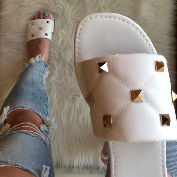 Spiked White Quilted Square Toe Sandals - Picture 14 of 16